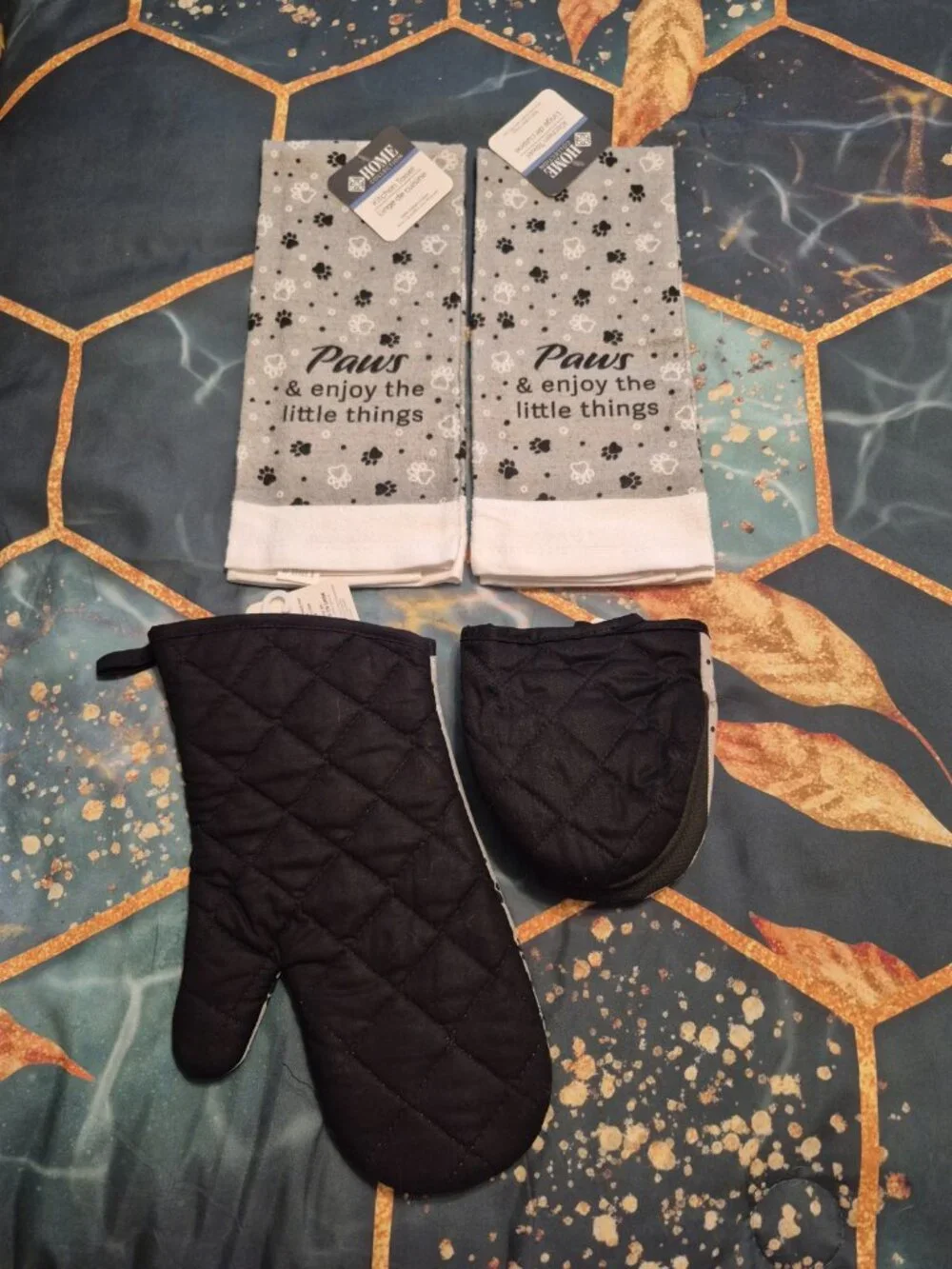 Home Collection Paw Kitchen Towels with Matching Oven Mitts NEW